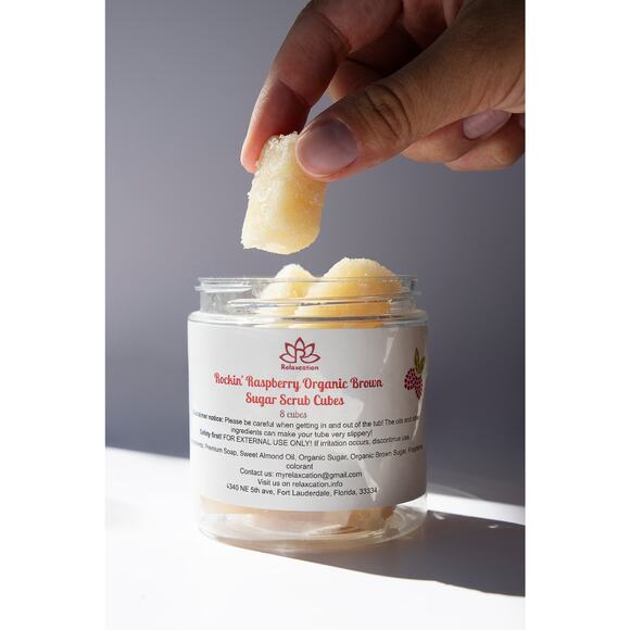 Organic Brown Sugar Scrub Cubes "Raspberry" (8 cubes) - Picture 3 of 8